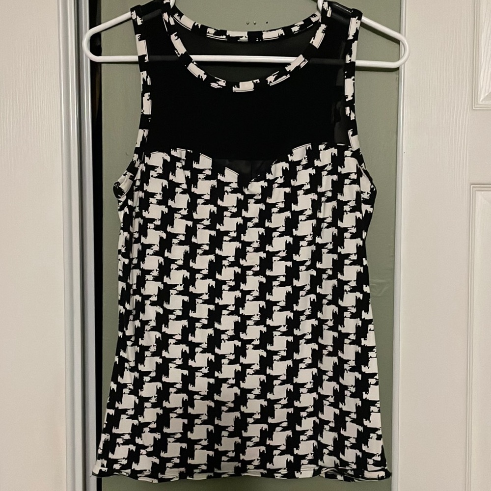 Express Women’s Fashion Tank Top, Excellent Condition!
